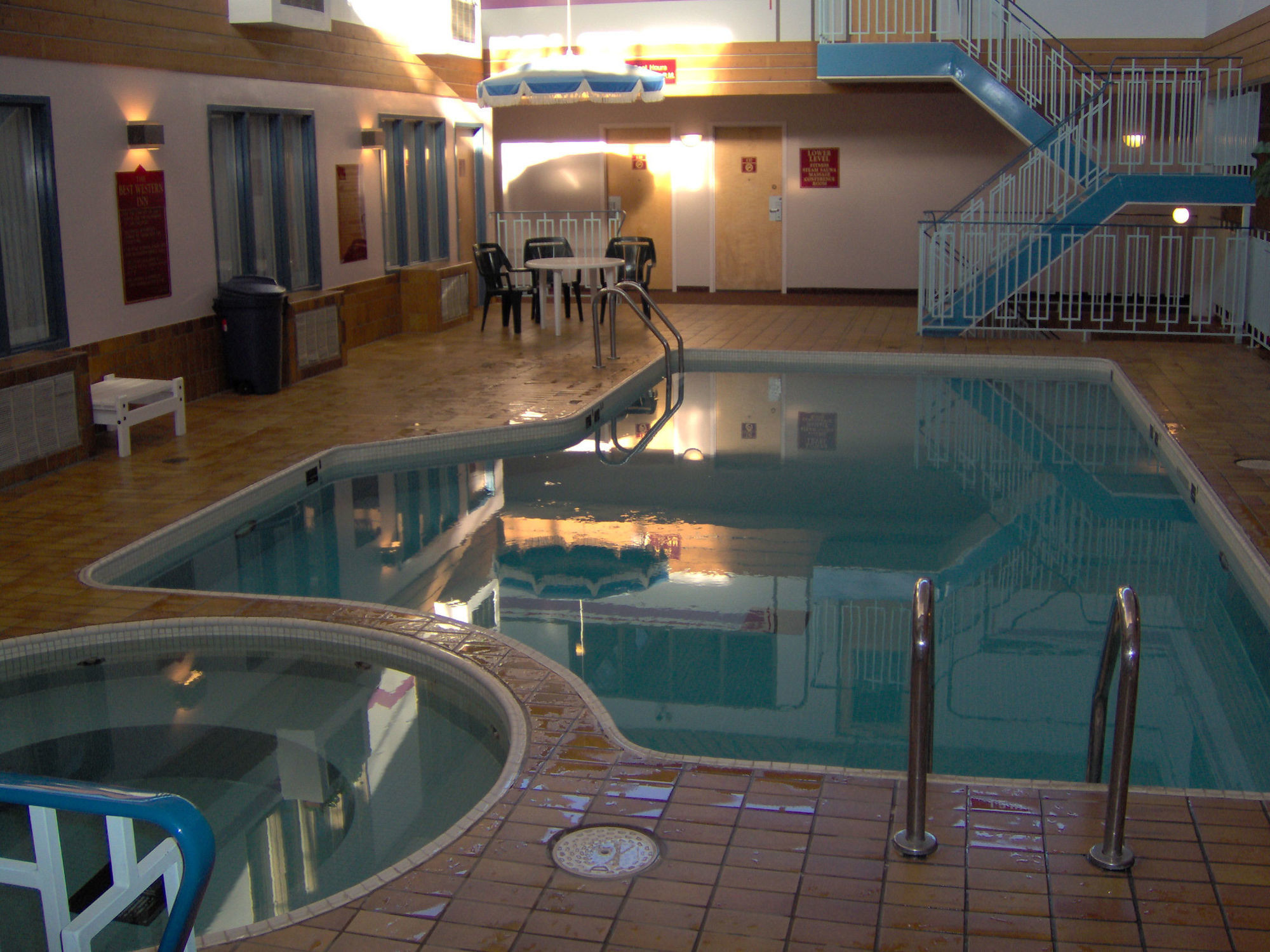 Flamingo Hotel Medicine Hat Kültér fotó